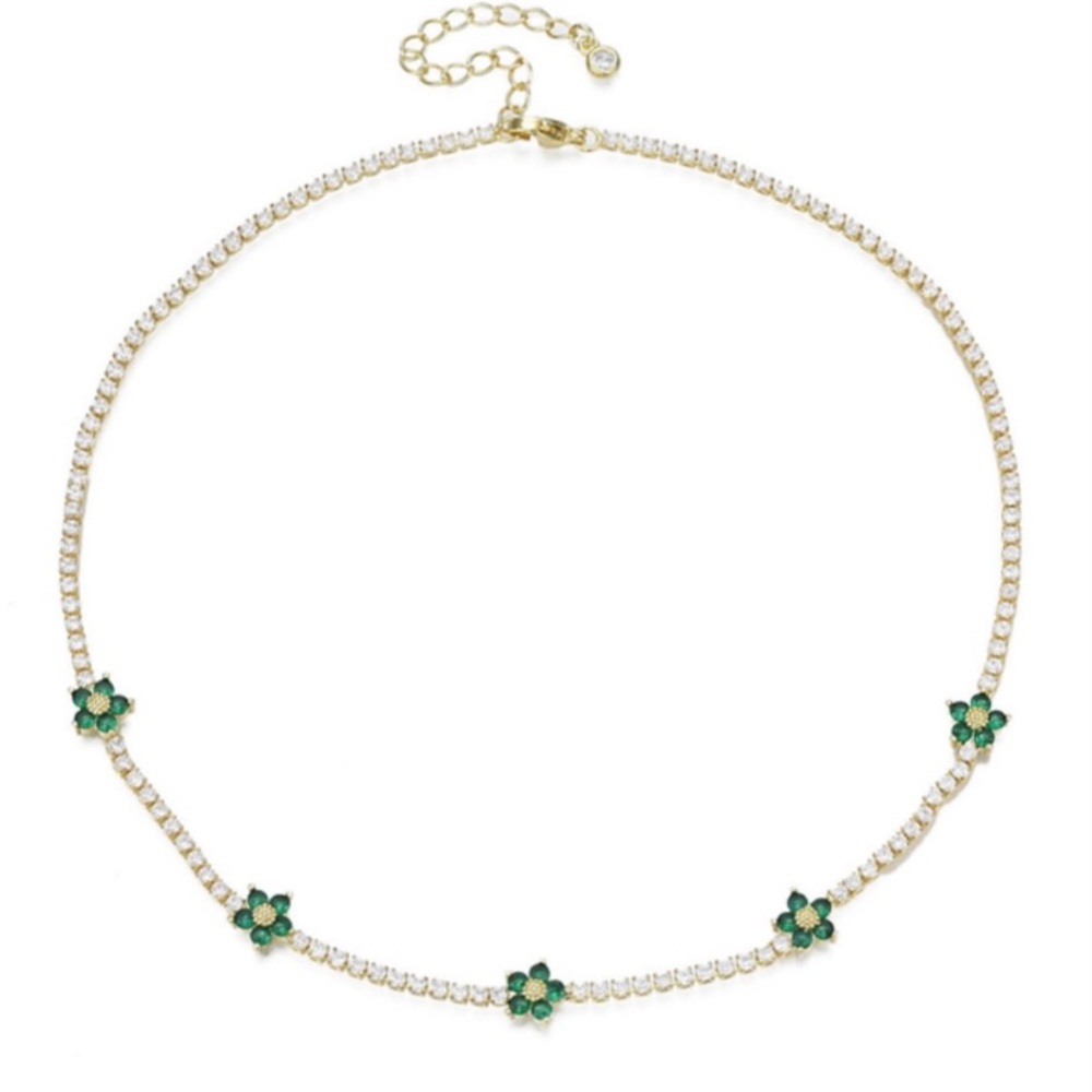 ZIRCONIA FLOWERS NECKLACE